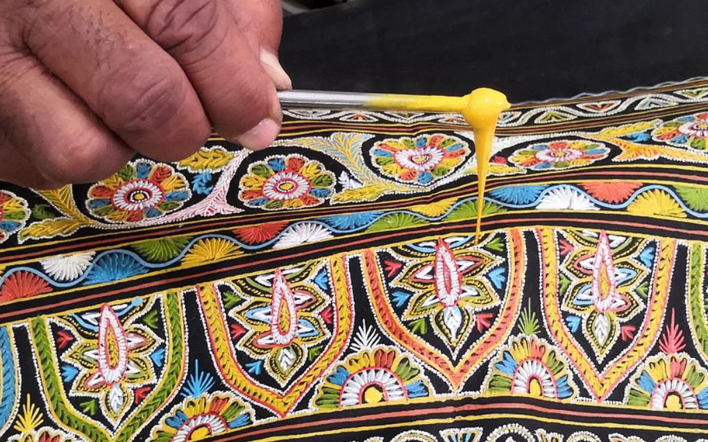 Rogan Art: A Gujarat Gem Fighting for&nbsp;Revival